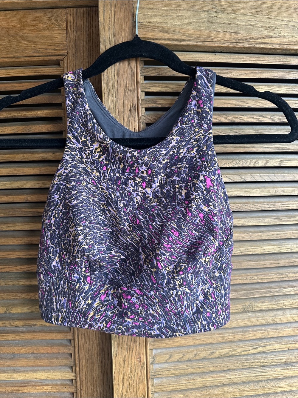 Printed sport bra Black, Purple & Pink